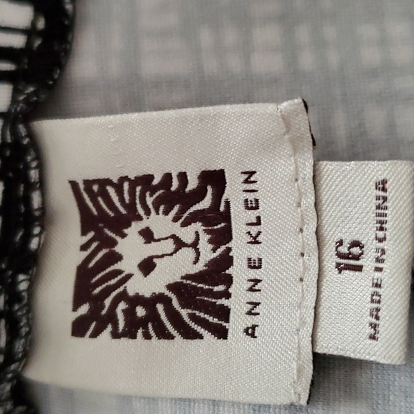 NWOT Anne Klein Black & White Front Flap Midi Skirt Size 16 - Picture 9 of 10